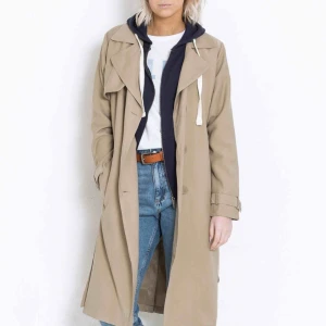  - Helt ny beige trench