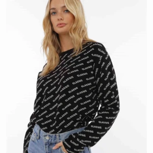  - Tröja från chiqulle, köpt för 399 kr. Endast testad då det inte var min stil💕