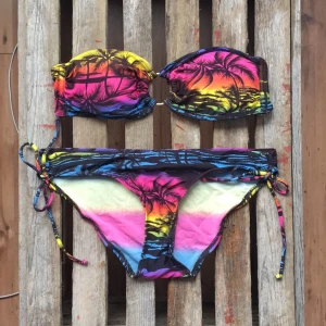 - Fin mönstrad bikini från Cubus!