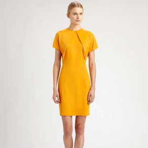  - Klänning från Acne. Fick den i present men aldrig använd. I storlek 34/XS 