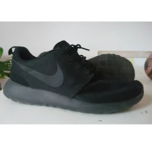  - Nästan oanvända Nike  