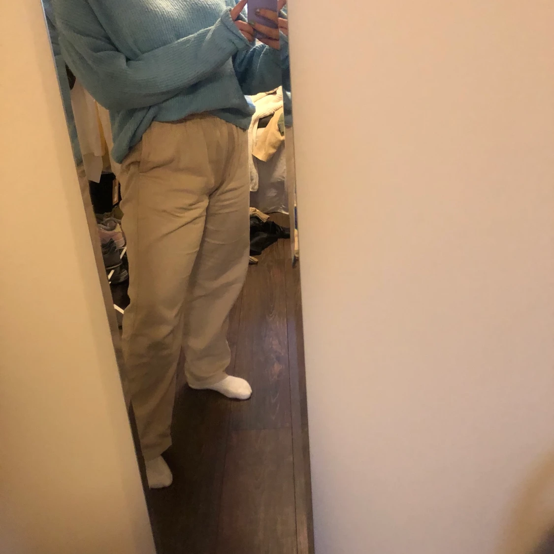 Stickad blå tröja - 90