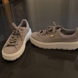 Aldrig använda - Helt nya puma skor