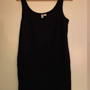 Klänning  - Klänning till salu 