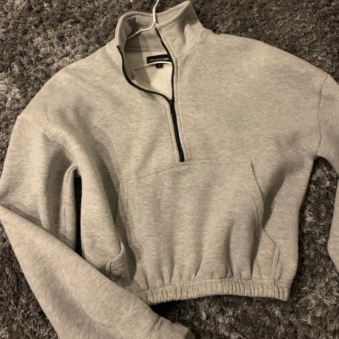 Grå sweatshirt - 90