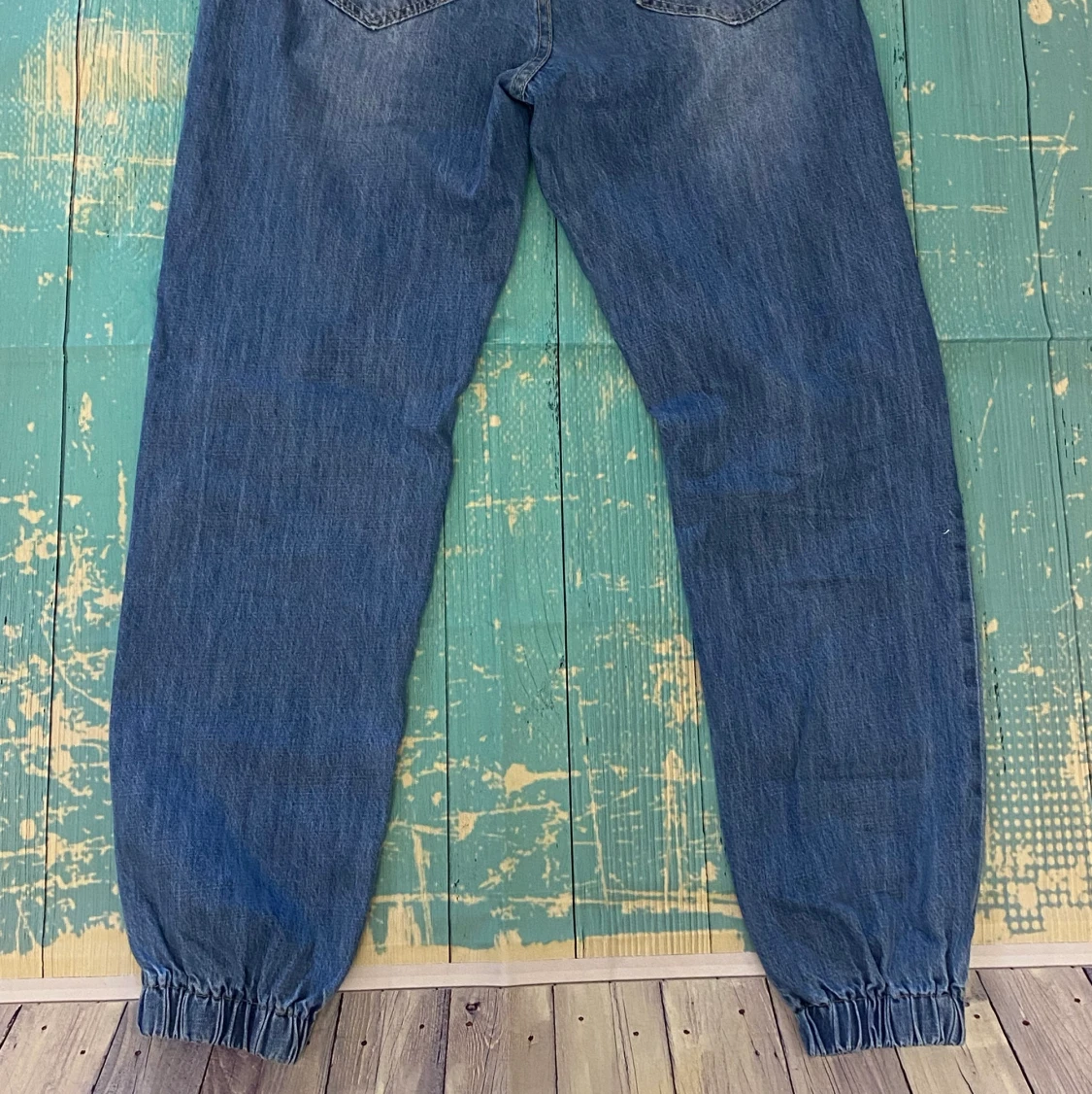 NWOT Highwaisted Baggy Boyfriend Jean - 90