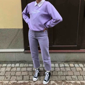  - Säljer dessa lila jeans från Arket!! Om ni undrar något är det bara att fråga, kom med egna förslag på pris!!!!!