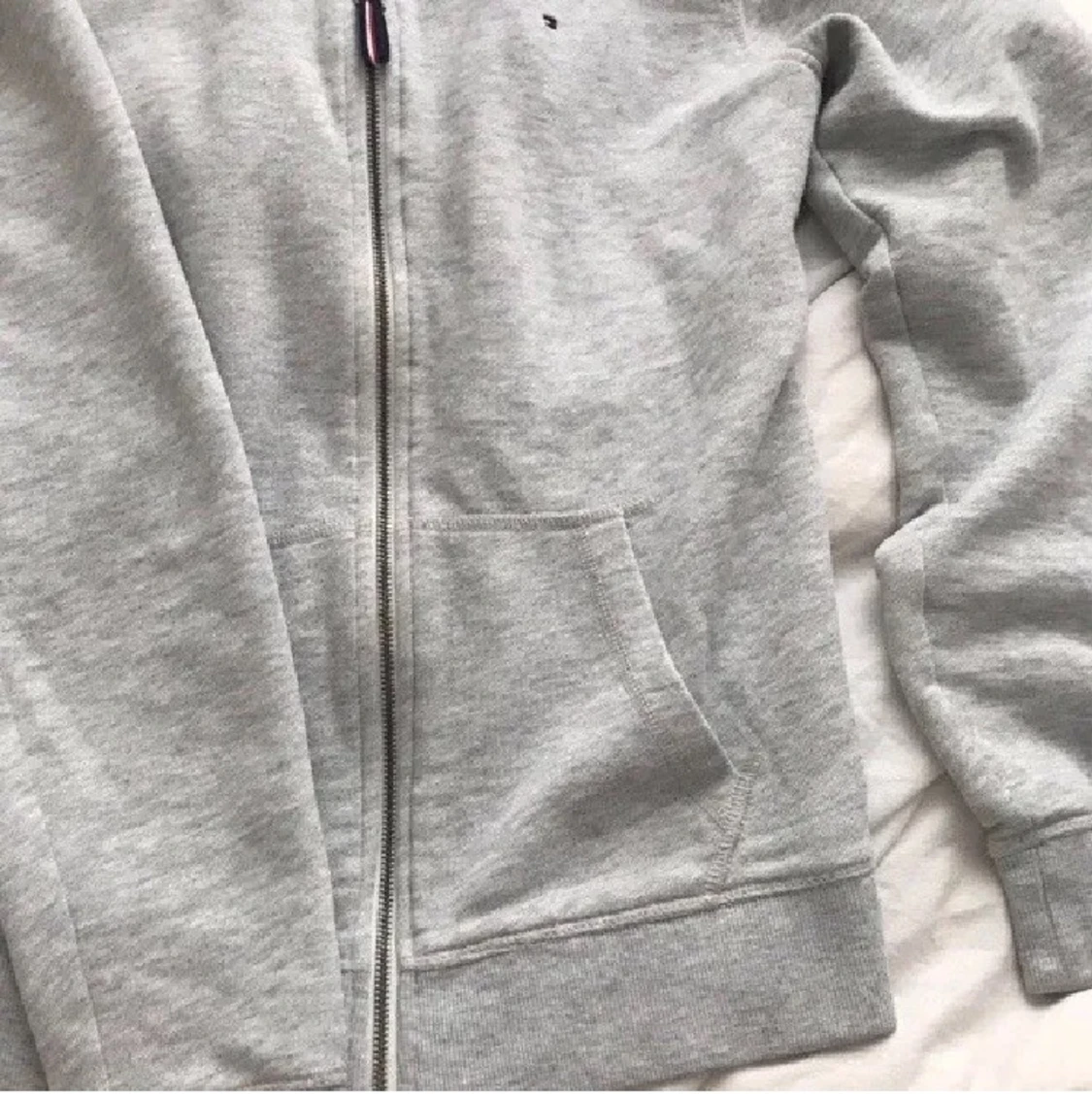 tommy hilfiger hoodie