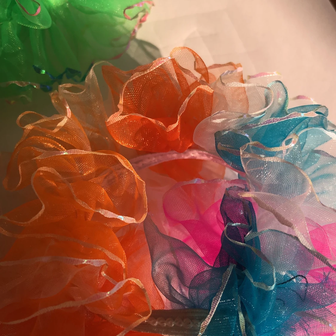 Gulliga hårsnoddar  - 90