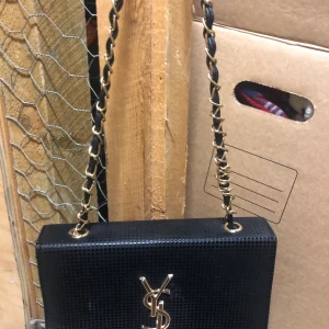 Väska YSL - Fejk väska i bra skick