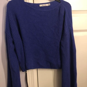 Stickad tröja från NA-KD - Stickad tröja från NA-KD med vida ärmar i storlek XXS. Skriv för fler bilder / bilder på 💫💫