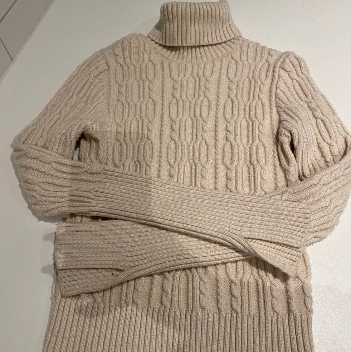 stickad polotröja strl S