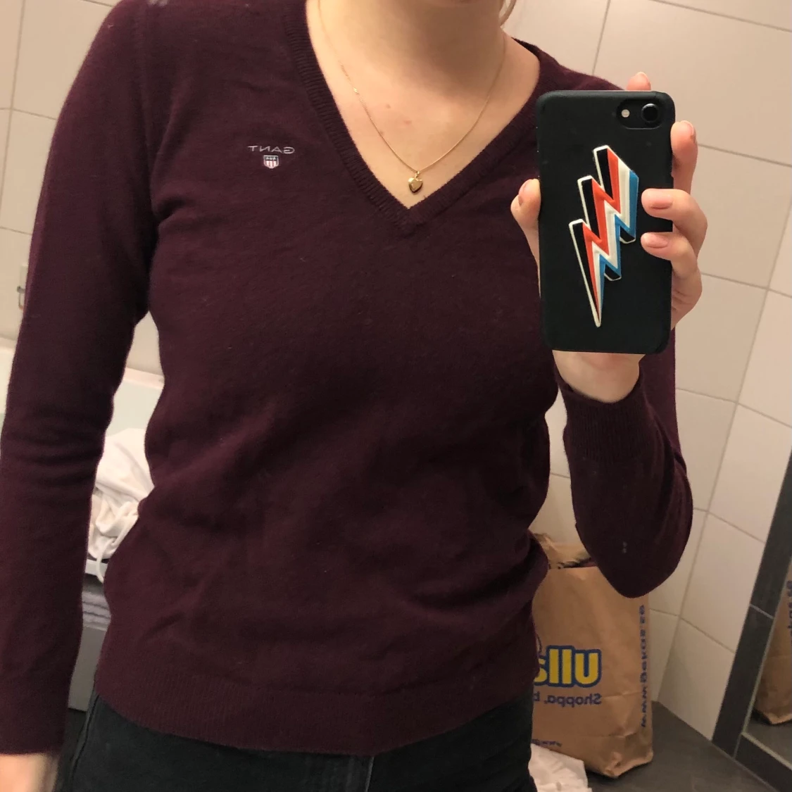 Stickad tröja från gant  - 90