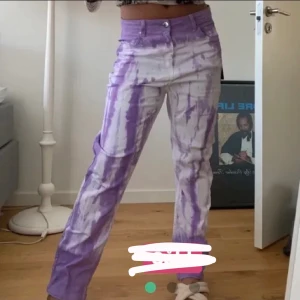 PLT jeans - Ett par grymt snygga jeans som jag köpte här på plick för ett tag sen. Dom va helt nya när jag köpte dom och jag har själv inte fått någon användning för dom, så dom är helt oanvända💕