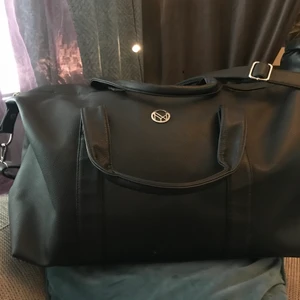 NYPD WEEKEND BAG - Helt i nyskick. lagom stor bag 