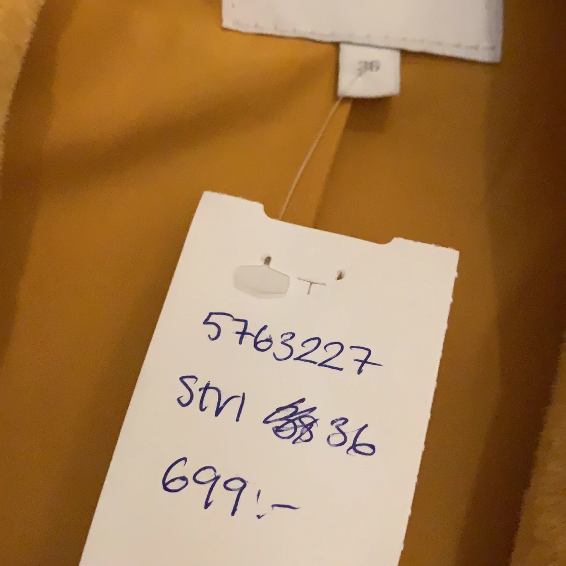 Gul jacka från Vila - 90