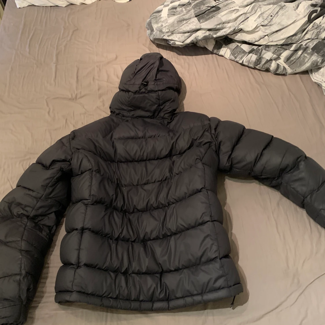 Peak performance frost down jacka - 90