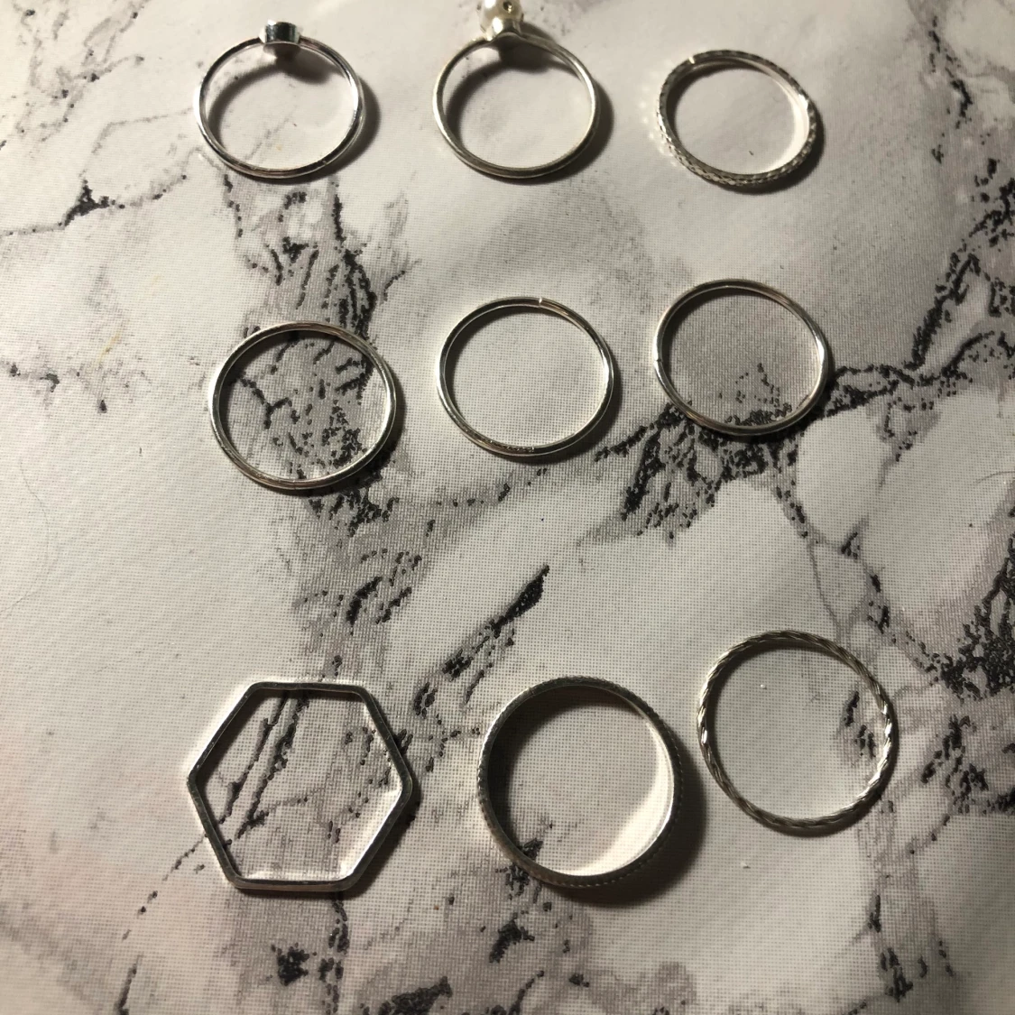 9 Ringar 10kr st  - 91