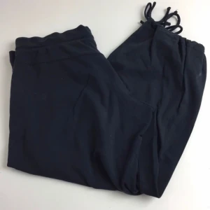  - Casall Träningsbyxor. I fint skick. Levereras tvättade