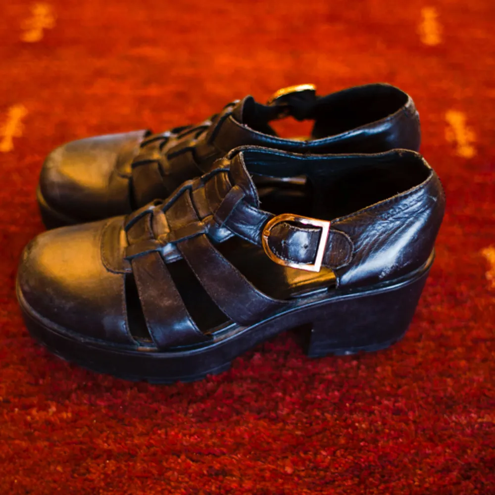Fina vagabond-skor. Använda men i bra skick. ✨ 7/10  Frakt kostar 99 kr. Möts annars gärna upp i Sthlm 🌿✌️✨   . Skor.
