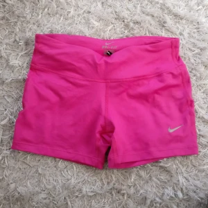  - Nike Shorts Endast testade