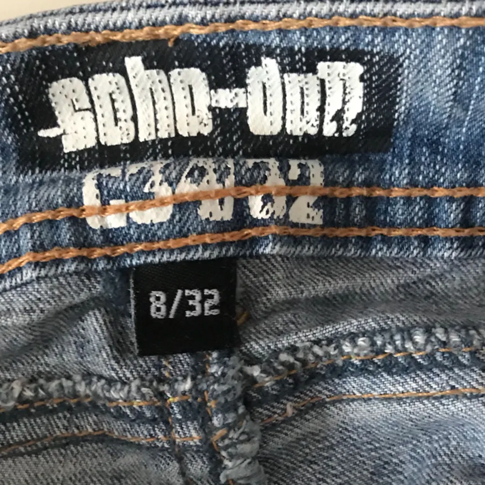 Jeans i strl 34/32. Jeans & Byxor.