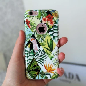  - Säljer mitt Ideal of Sweden skal i modellen 6/6s. Skalet är använt men i superfint skick! Orginalkartongen medföljer!