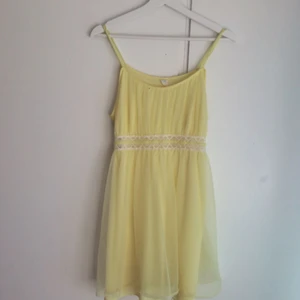  - Second-hand klänning/nattlinne från Beyond Retro