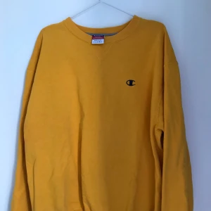  - Retro Champion tröja Använt 4 gånger  Bra skick