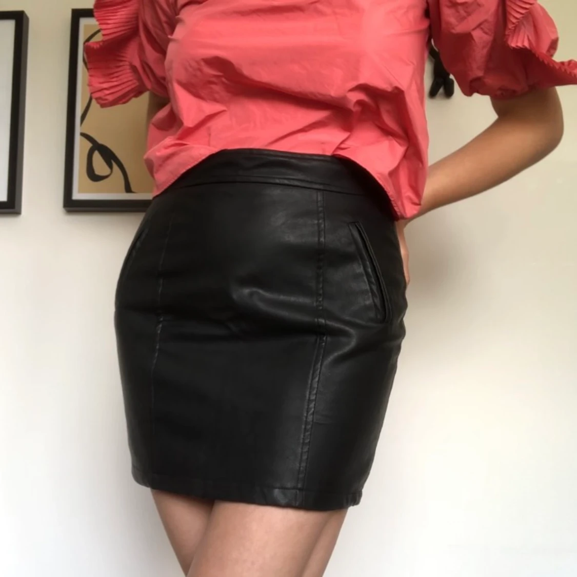 Svart vintage skinnkjol - 90