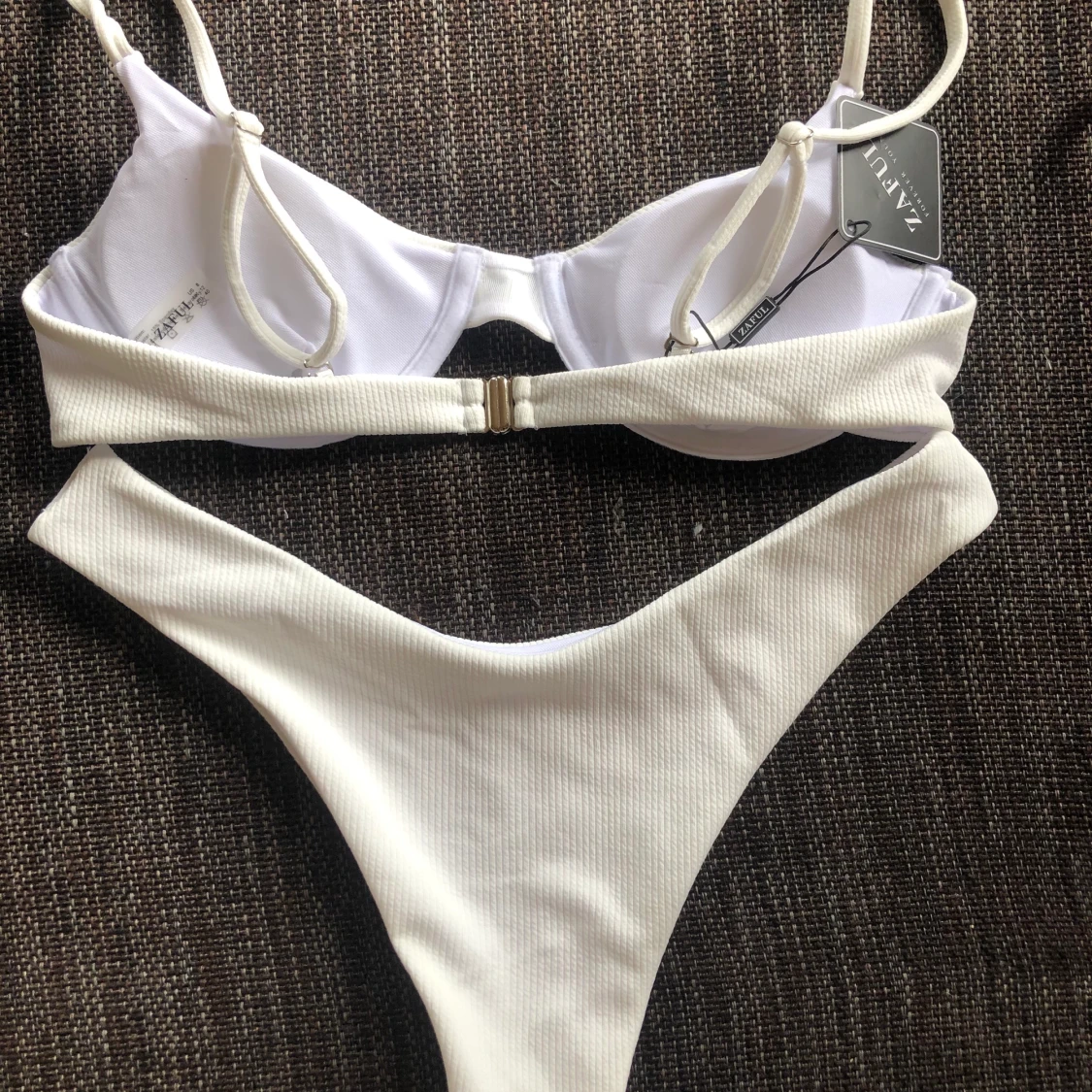 Zaful bikini ribbad vit  - 91