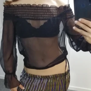 Transparant topp - Kan ha offshoulder eller on❗♥️