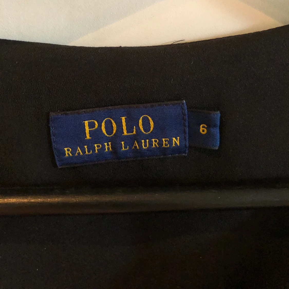 Snygg klassisk polo tröja med fin rygg.  - 91