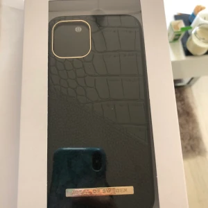 Ideal of sweden skal IPHONE 11 - Sprilans nytt skal då jag beställde fel och kan ej använda det. Funkar till iphone 11. Nypris 499kr