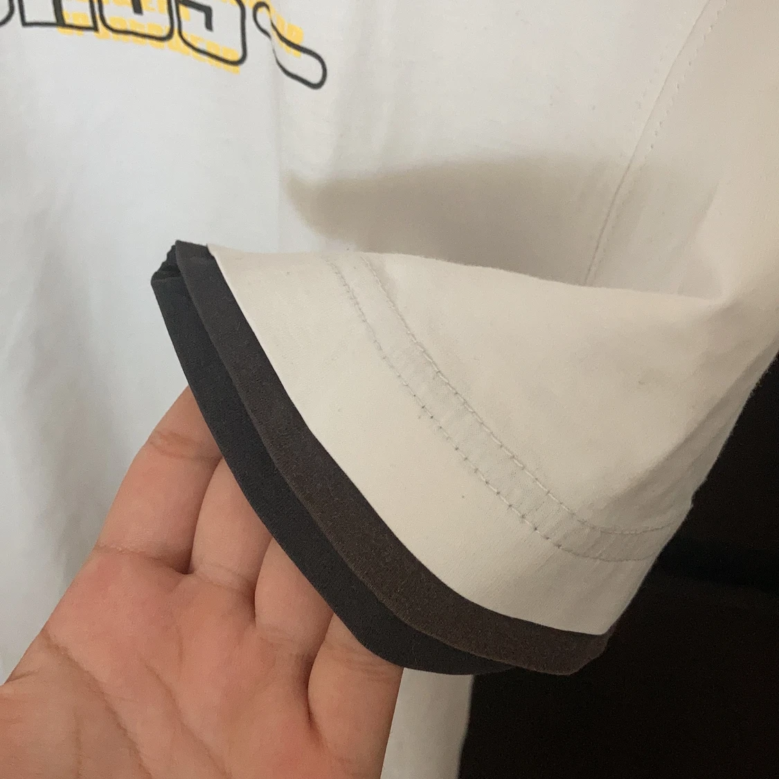 Oversized, retro t-shirt - 90