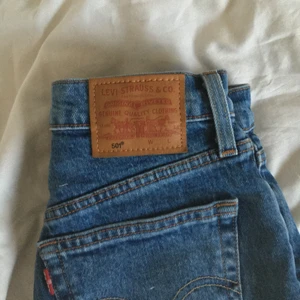 Levis shorts - Säljer dessa helt nya levis shorts pga använder dom inte, endast använda en gång! (Frakt ingår) 💗