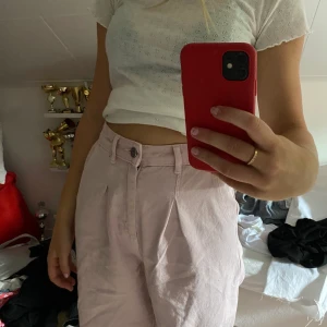 Topp bikbok - Söt topp från bikbok. Passar till det mesta. 