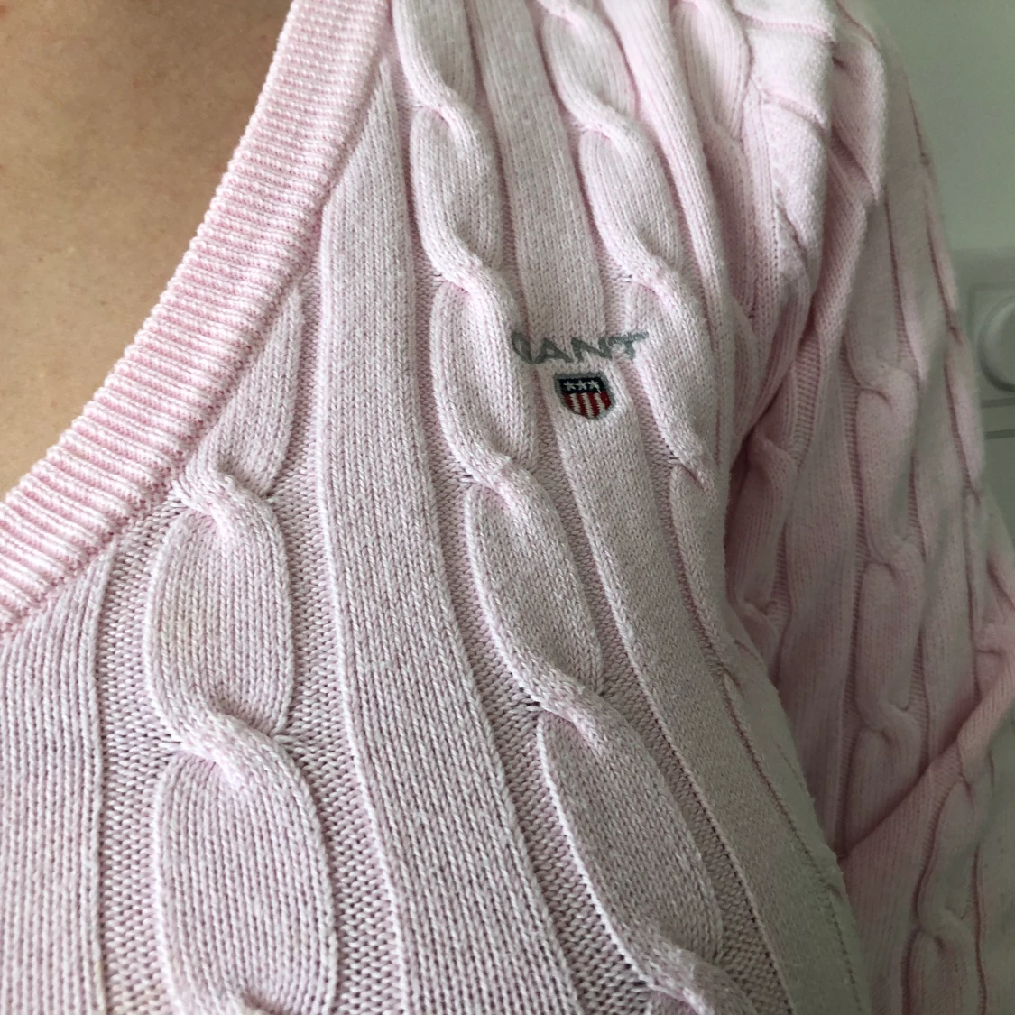 Stickad tröja från gant - 90