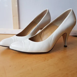 Vita skor - Vita klackar