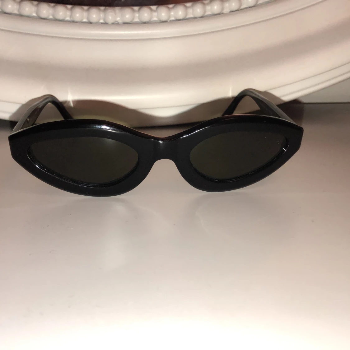 Solglasögon Moschino