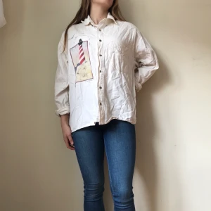 Vintage skjorta - Cool skjorta köpt på second hand i Tyskland. Superbra skick! Frakt ingår! 