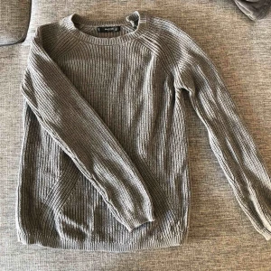  - Helt vanlig tröja från Mango! 