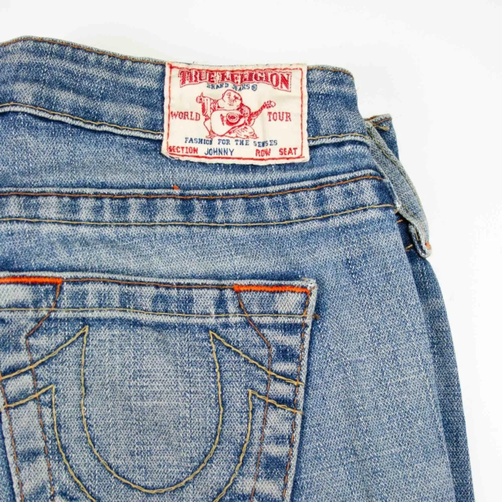 Vintage 00s True Religion low waist bootcut jeans Some signs of wear Label: W26, fits best XS Price is final! Free shipping! Ask for the full description! No returns!. Jeans & Byxor.