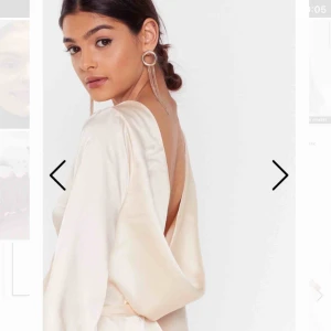  - Oanvänd balklänning! Lappar och allt kvar. Köpte två och ska ha den andra. 🥰