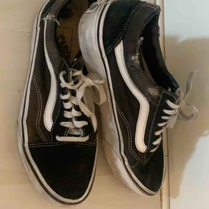  - Slitna vans men är jätte coola ändå. 