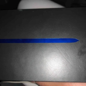  - Hej säljer en 1 vecka gammal samsung note 10 vid snabb affär kan jag gå ner i pris.Marknadspris 12 tusen. 