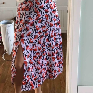  - Superfin kjol perfekt till sommaren. Köparen står för frakt 🦋