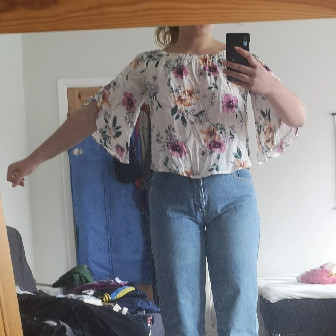 Blommig topp från beshka 