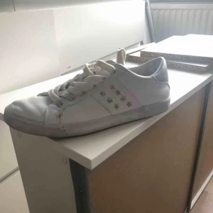  - så trendiga skor från fila med ⭐️⭐️⭐️