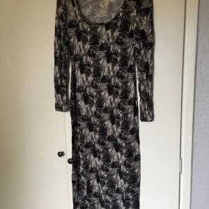  - Fin skön långklänning från HM. 